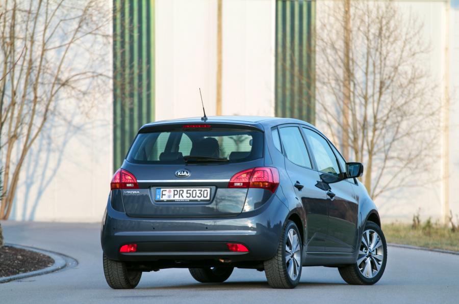  Kia Venga 2014 года  (фото 26 из 30)